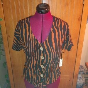 NWT Liberty Love Animal Print High Low Top